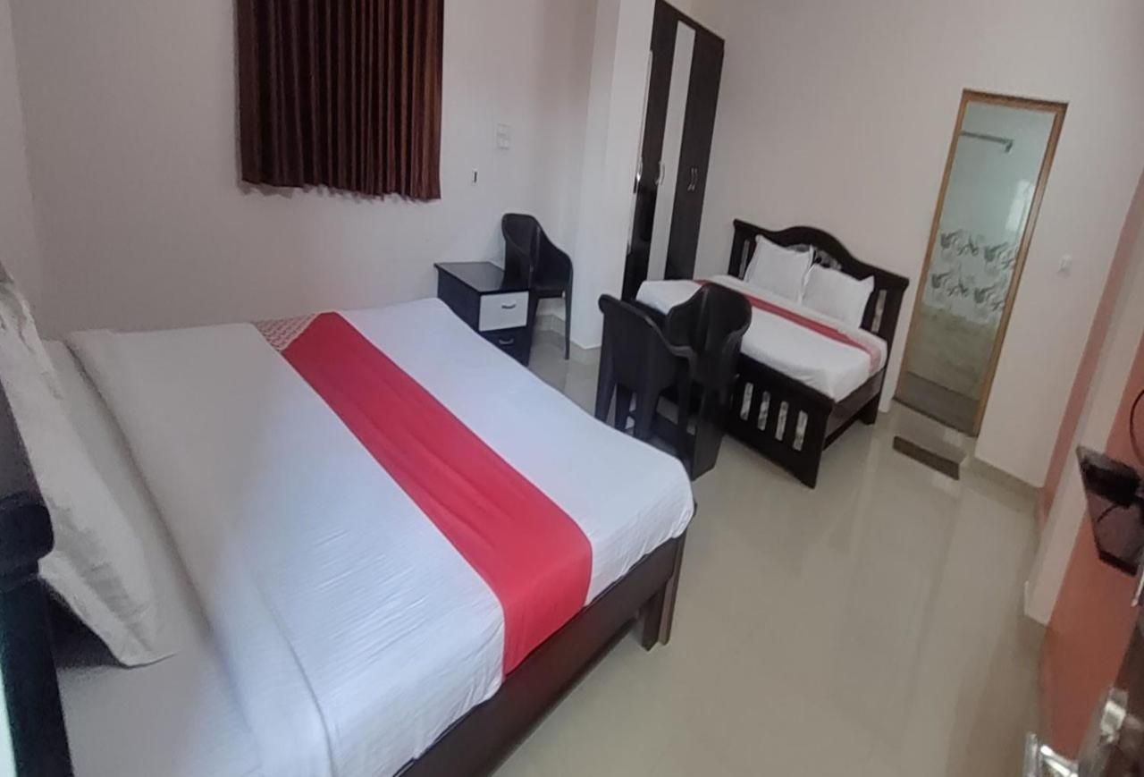 Anjaneya Comforts Shivamogga Exteriör bild